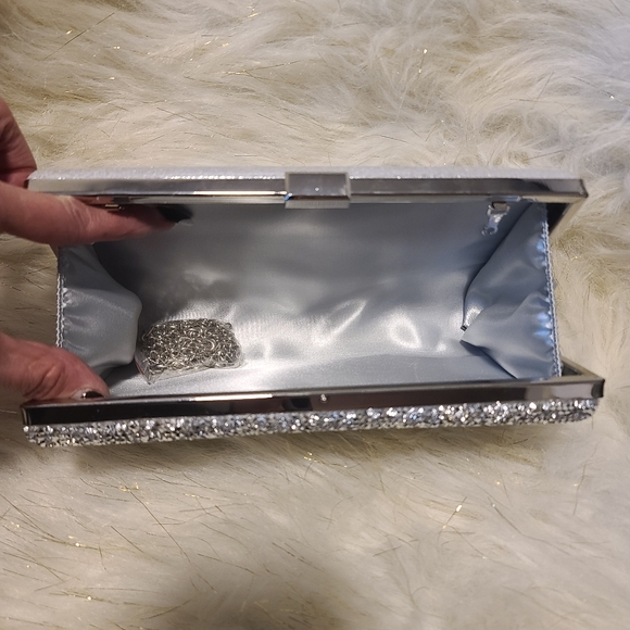 Trendy Sparkle Clutch - Picture 2 of 5